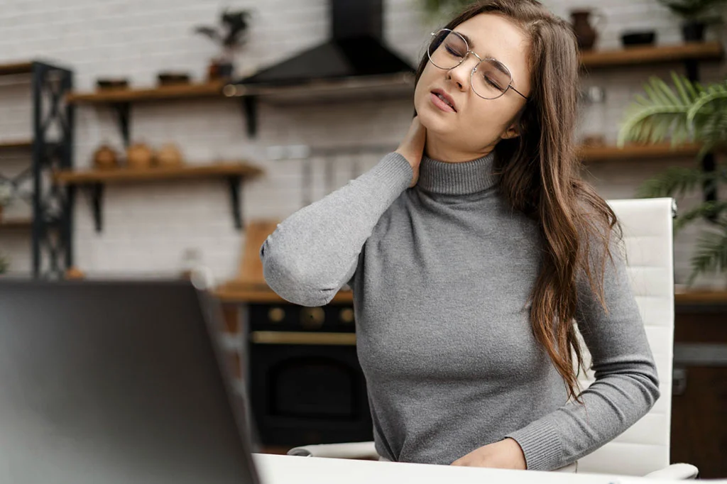 Personal injury chiropractor in Southfield, MI providing care for car accident injuries, whiplash, back pain, and rehabilitation at Core Chiro Rehab.